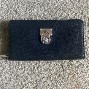 Black Michael Kors Wallet